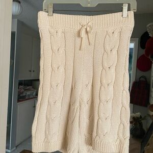 Cream Cable Knit Shorts by Crescent Off White above knee sz Small crochet